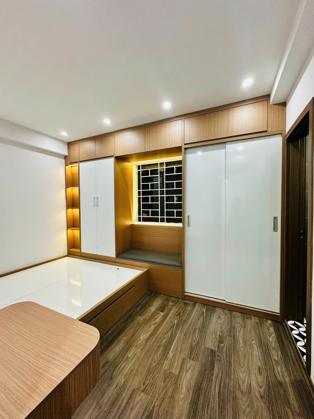 Linh Đàm - Hoàng Mai - Căn hộ chung cư CT4A-X2, sổ đỏ, 70m2 * 3 ngủ, ban công rộng thoáng, view đẹp, giá chỉ 4 tỷ 250 triệu2559717