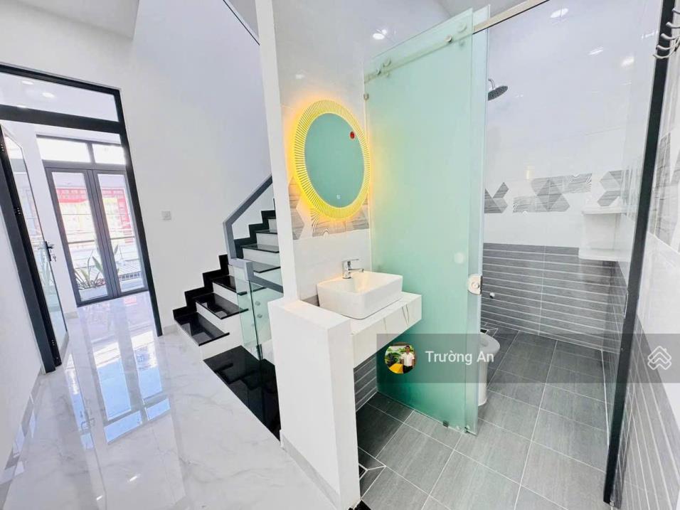 Bán nhà 3 tầng mới đẹp, vị trí đẹp gần 2/4 Tháp Bà, Phường Vĩnh Phước Nha Trang2521189