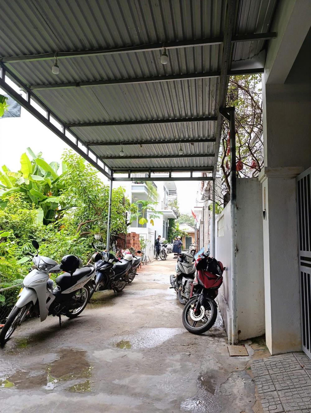 Bán nhà 2 tầng 2 mê kiệt ô tô Nguyễn Sinh Cung sát Siêu Thị Gia Lạc cách mặt tiền 30m2616359