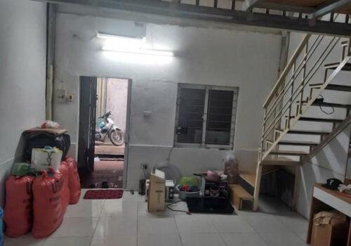 Cho thuê nhà cấp 4 riêng biệt số 10, hẻm 8 ngách 17 ngõ 445 Lạc Long Quân, Tây Hồ, HN2599446