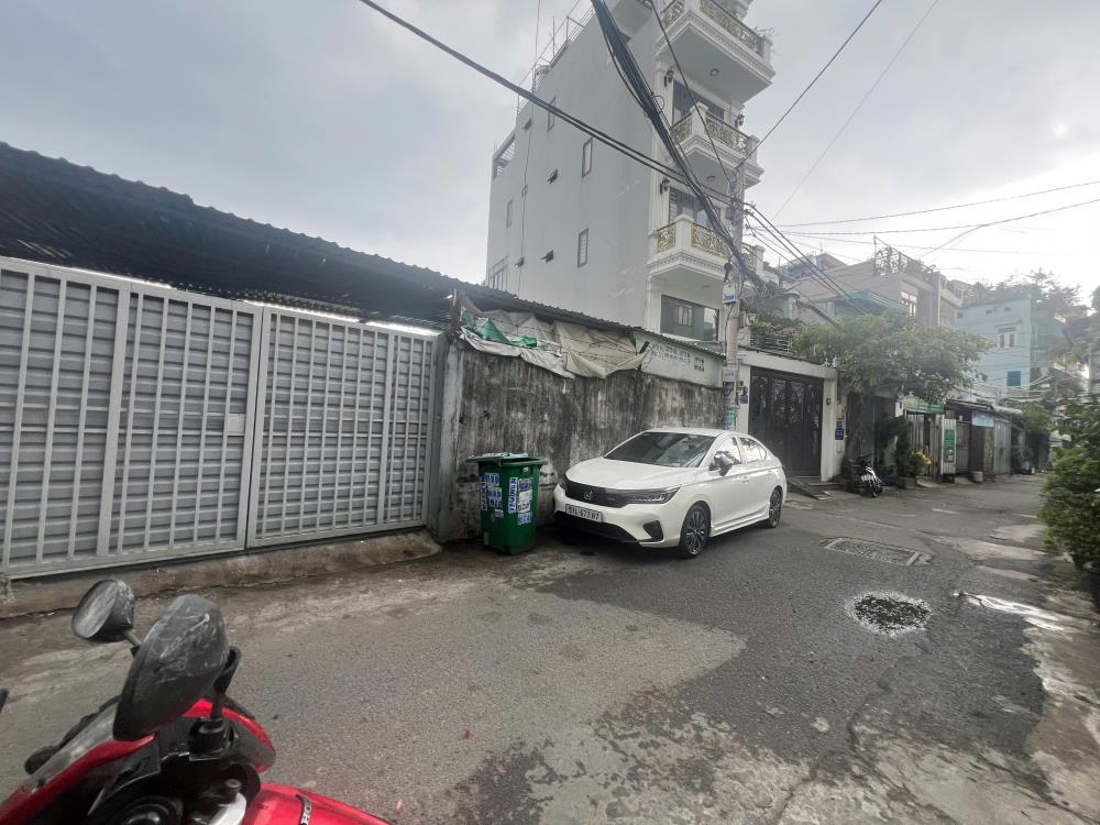 Bán nhà mặt phố Phan Văn Hớn, 22 tỷ, 264m2, view đẹp, giá ưu đãi2519923