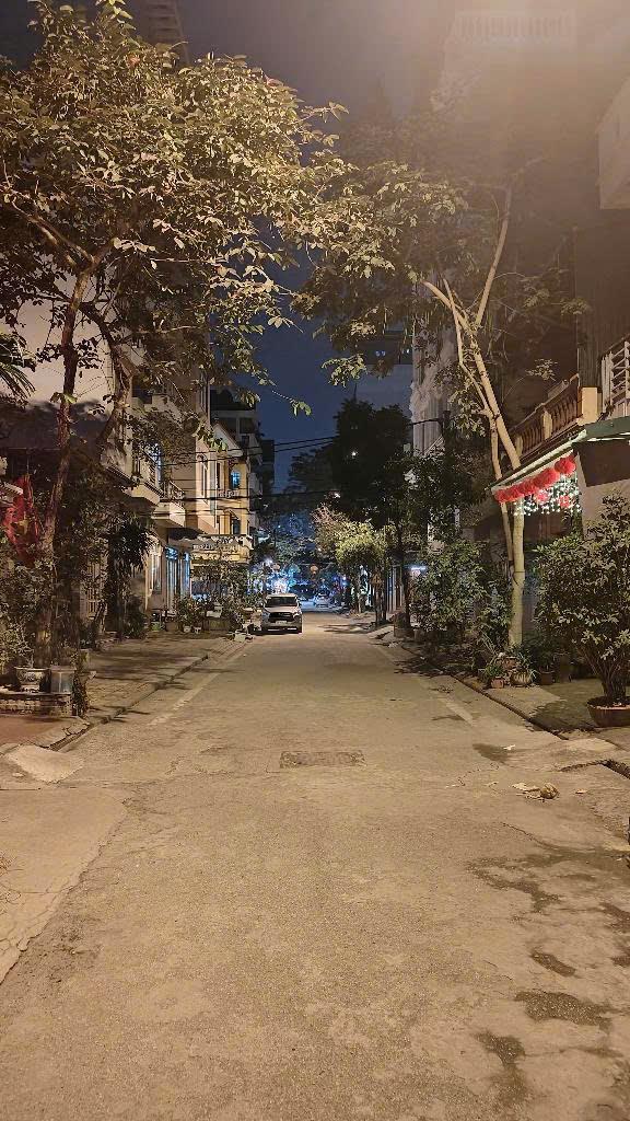SĐCC- ĐANG BÁN NHÀ MẶT PHỐ YÊN SỞ 6 TẦNG 36M – LÔ GÓC – THANG MÁY – LỢI THẾ KINH DOANH2436289