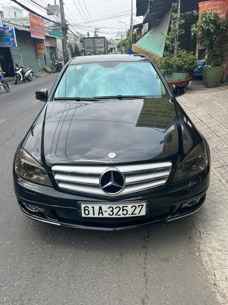 Chính chủ bán xe MERCEDES E230 2610096