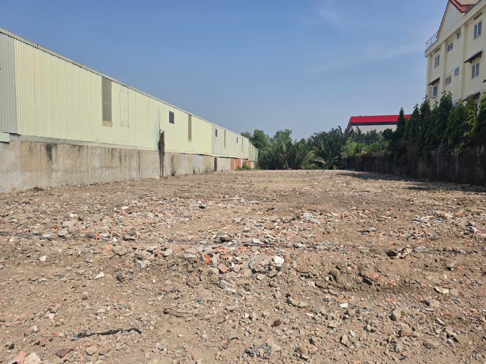 Bán đất diện tích lớn 1968 m2 tại đường Bưng Ông Thoàn, P Tăng Nhơn Phú B, Quận 9, TP HCM2557782