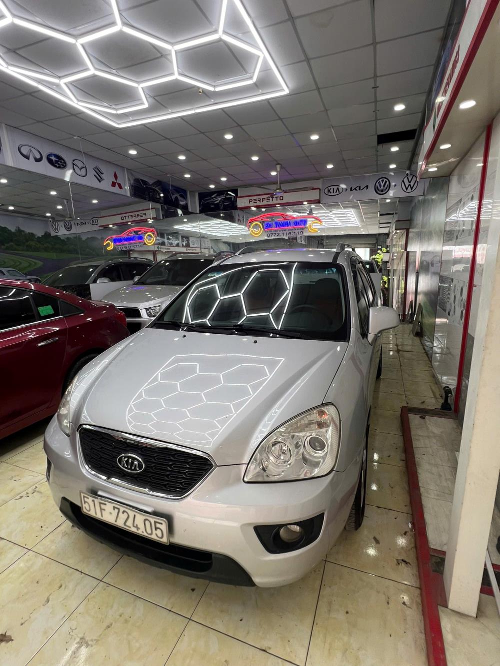 Chính chủ bán xe Kia Carens 2016 MT.2625271