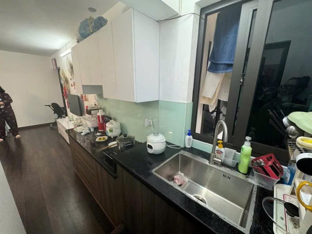 Cho thuê căn hộ Tập thể Giải Phóng 100m2, 2 ngủ, Full đồ, vào ngay 9 Triệu/tháng2492338