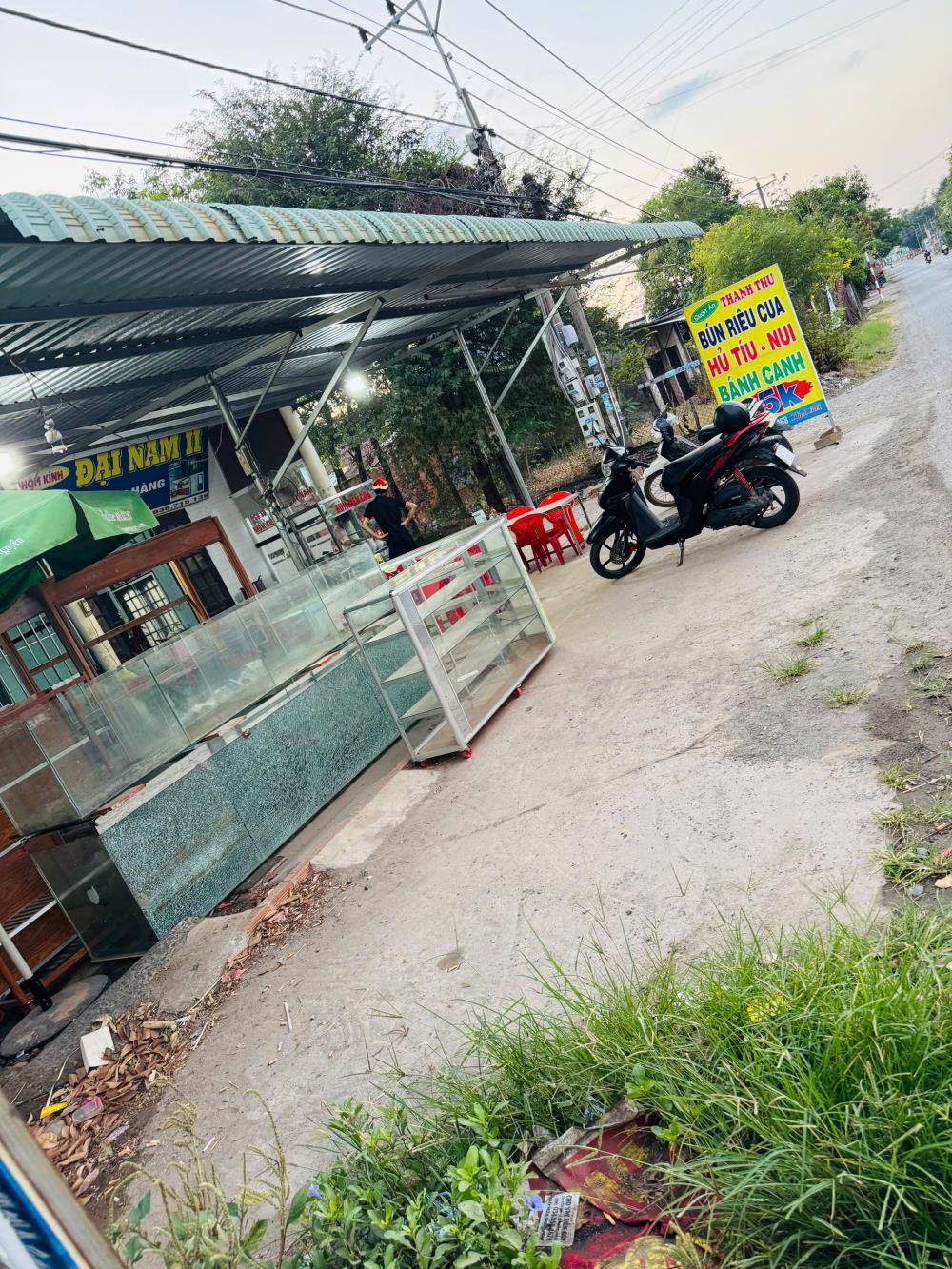 Chính chủ cần tiền bán gấp nhà mặt tiền trục chính đường 995B Châu Pha-Bà Rịa, xã Châu Pha - TP Phú Mỹ - Tỉnh BRVT2612961