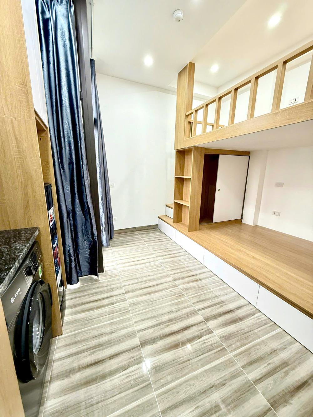 (Hiếm) Phòng Studio - Gác xép mới khai trương tại ngõ 164 Đê La Thành (nhỏ) - Có máy giặt riêng2591032