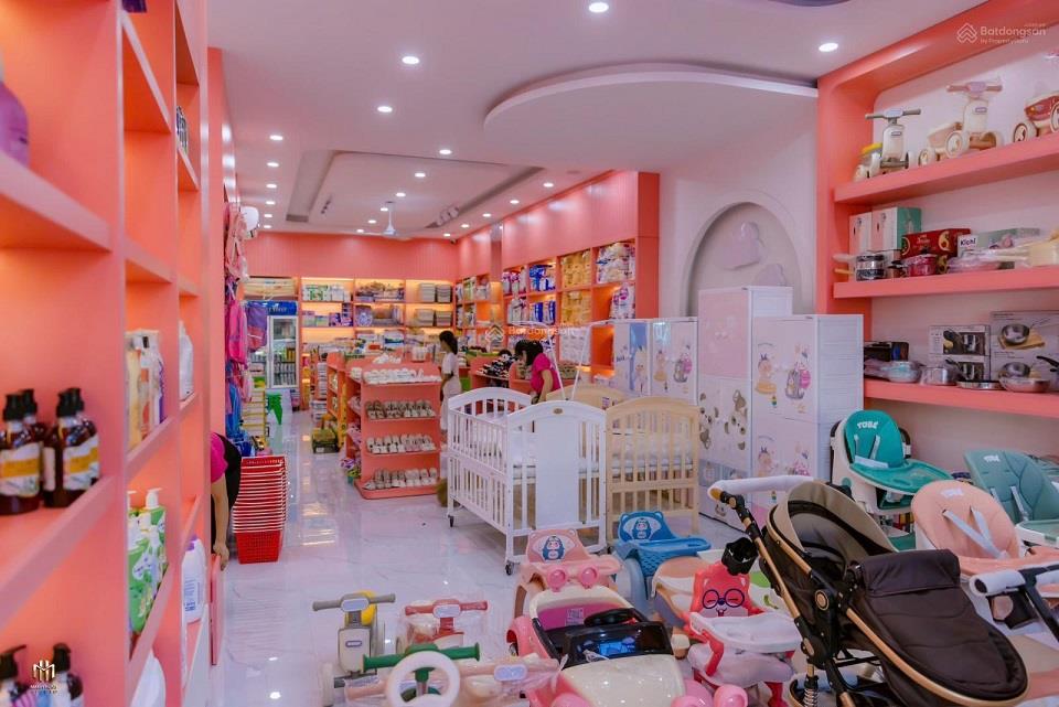 CHO THUÊ MẶT BẰNG 2 TẦNG VỊ TRÍ VÀNG NGAY TRỤC QUỐC LỘ 1A TRUNG TÂM THỊ XÃ HOÀNG MAI, NGHỆ AN2645957