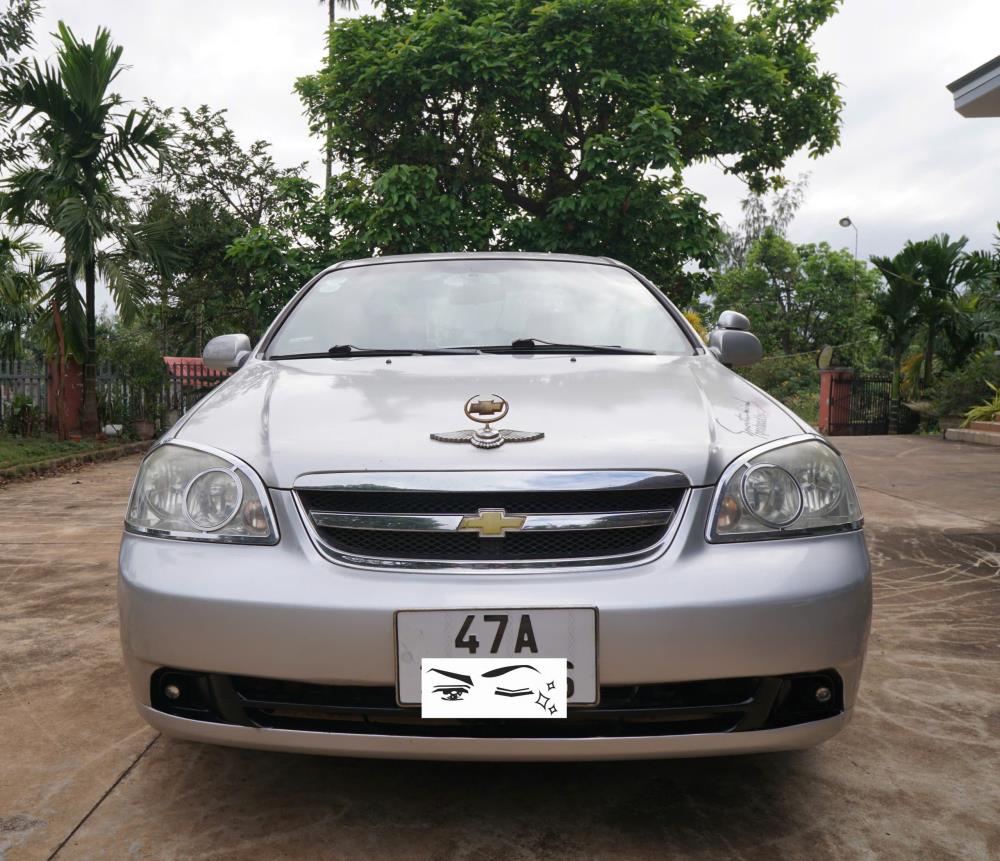 Chevrolet Lacetti 1.6 MT 2011, màu bạc, 5 chỗ ngồi.2406936