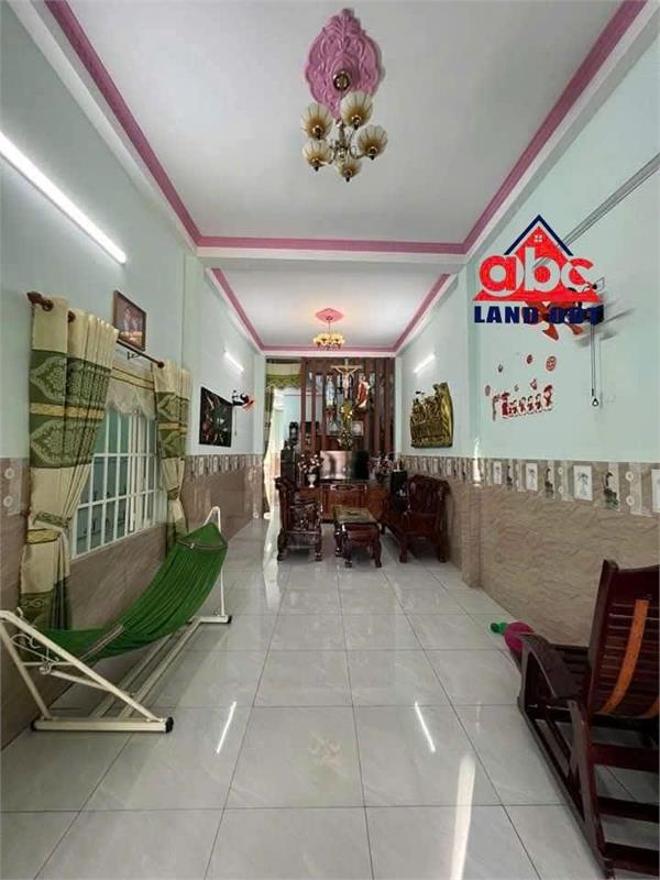 NP1091 hạ giá bán nhà 1 trệt 1 lầu, thiết kế hiện đại gồm 4phòng ngủ. xóm đạo an ninh2315302