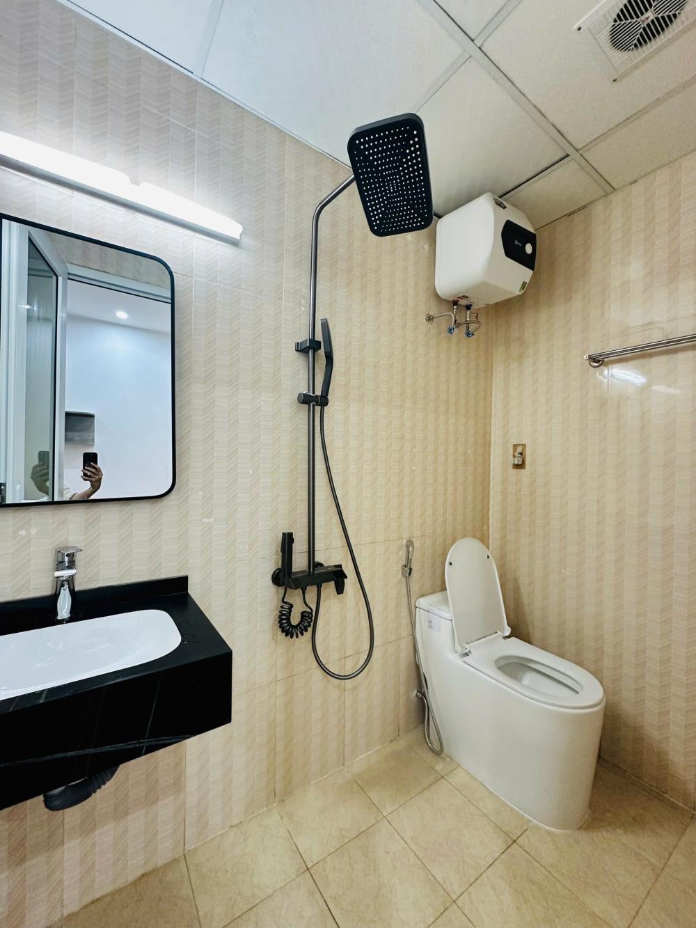 Bán căn hộ cc Hồng Hà Tower 89 Thịnh Liệt, quận Hoàng Mai, 56m2 x 2 ngủ giá chỉ nhỉnh 3 tỷ2388164