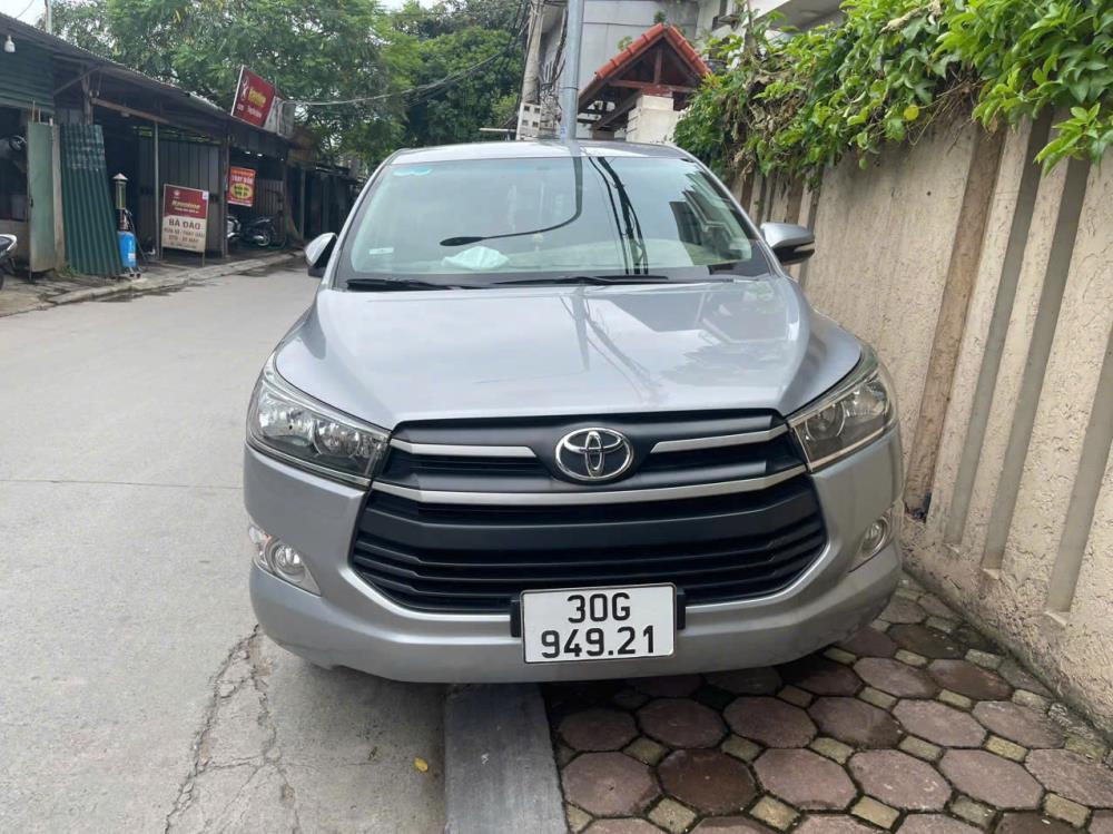 Bán xe Innova số sàn 2016 ( form 2017), xe gia đình, xe đẹp ( không phải xe showroom) ít đi, tháng chạy loanh quanh vài trăm km, , 389 triệu2505332