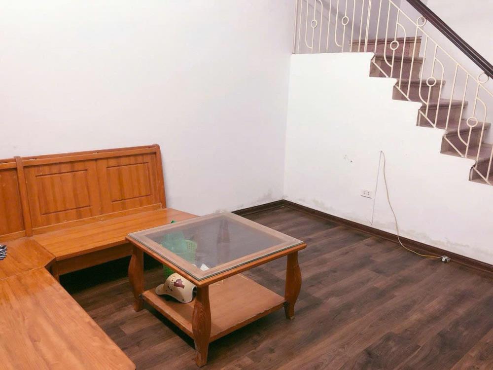 Cho thuê nhà KD ONL, Ở NHÓM 5 NGƯỜI Phố Dương Văn Bé 36m2 x 3 tầng, 3 ngủ, 10 Triệu2488991