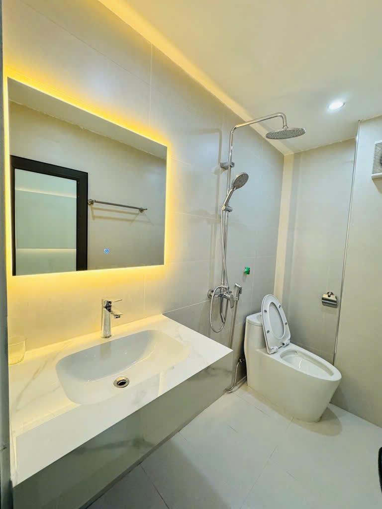 Bán nhà Phố Thái Hà, Ngõ Ô tô Tránh, Khu Dân Trí Cao, 30mx4T, Giá: 5.8 Tỷ, Lh: 0396935190.2635019
