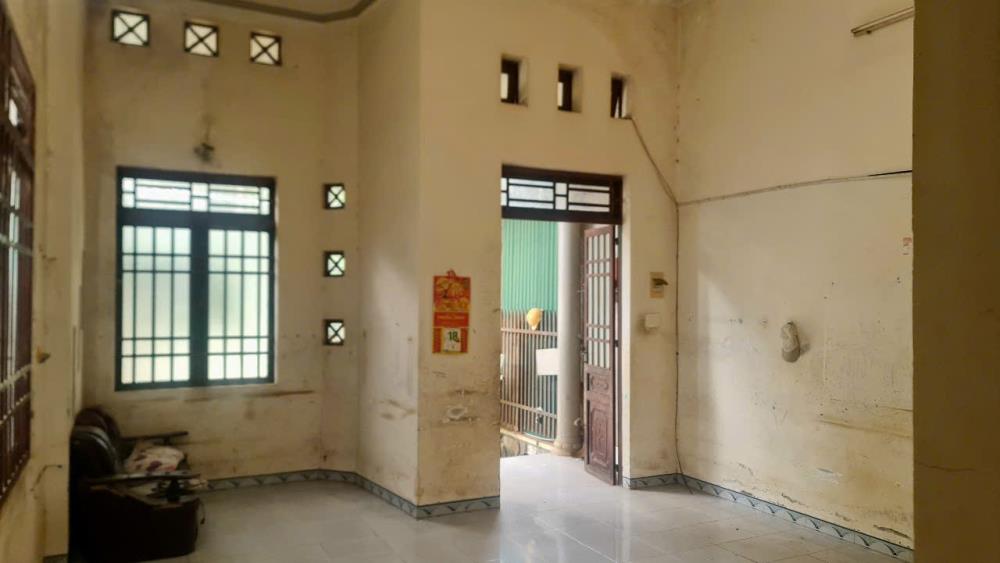Cho thuê nhà Nguyên căn Mặt tiền 62 Tạ quang Bửu P. Thành Nhất Tp BMT Dt 5x25m Giá chỉ 4.5 triệu/tháng2396526