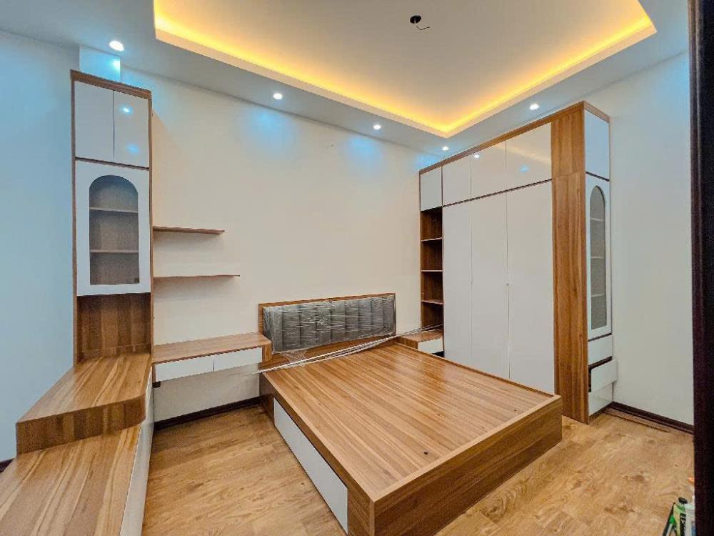 Bán nhà Phố Phương Mai_Vị Trí Trung Tâm_Lô Góc Thoáng Sáng_31mx6T_Giá: 6.8 Tỷ_Lh: 0396935190.2446694