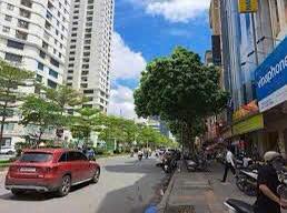CHO THUÊ TÒA NHÀ VĂN PHÒNG 4 TẦNG số 240 PHỐ TRUNG KÍNH, CẦU GIẤY, HÀ NỘI2578780
