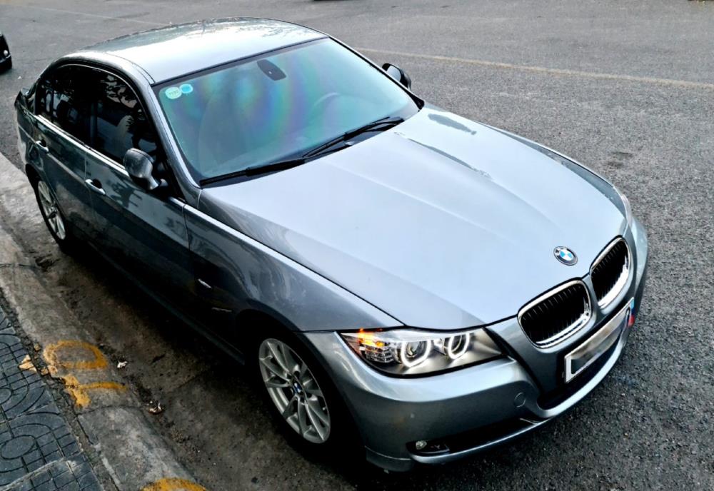 (BMW 3 Series 320i 2009)1090708