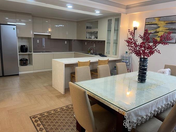 Bán nhà HXH hạ 6,2 tỷ, Huỳnh Văn Bánh, P11, Phú Nhuận, 82m2, 5 tầng, ngang 7m, giá rẻ.329720