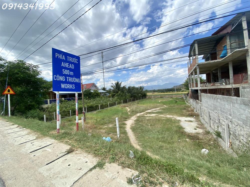 Nút giao cao tốc Ninh Thuận. Mặt đường QL27A, 20x50m sân bay Thành Sơn 5km, QL1 6km1239537