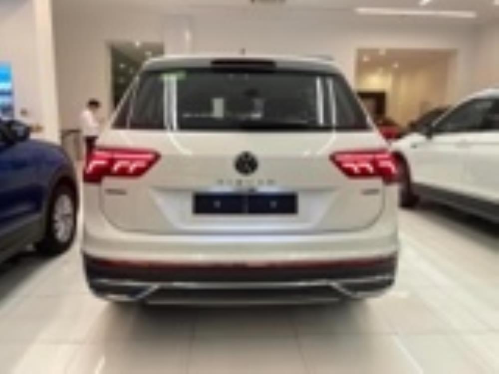 Bán xe Volkswagen Tiguan 2022 - Nhập khẩu chính hãng - ưu đãi trong 300 triệu445688