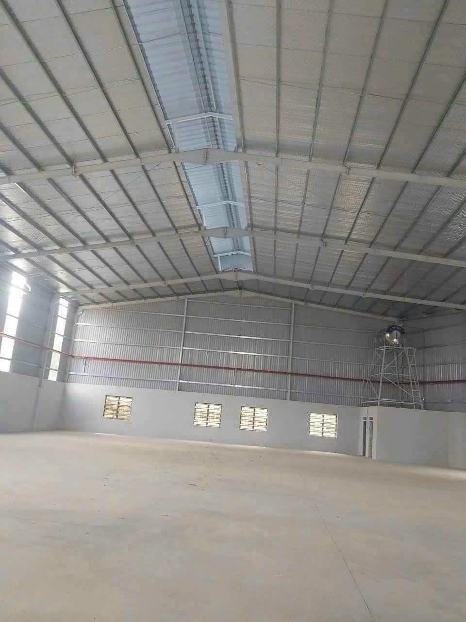 Cho thuê xưởng Tân Định Bến Cát.Diện Tích : 1800 m2.Xưởng xây chống nhiệt, pccc nội bộ.Trạm Điện : 400 KVA.Giá Cho Thuê. : 65tr/ tháng2014646