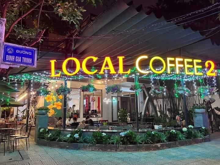 CHÍNH CHỦ CẦN SANG NHƯỢNG QUÁN CAFE  sân vườn 2 mặt tiền đường lớn ở Hòa Xuân, Đà Nẵng1566825
