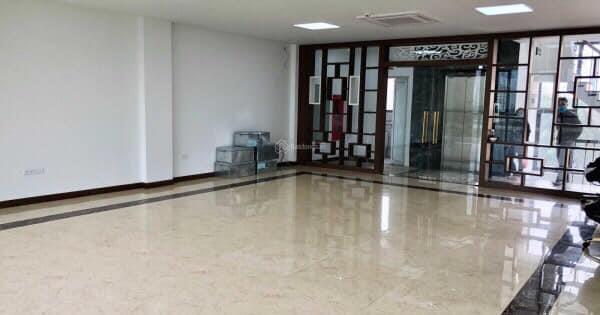 Cho thuê mbkd mp Khuất Duy Tiến-Thanh Xuân DT 110 m2 - Giá 26 Triệu (CTL) - KD sạch sẽ1630495