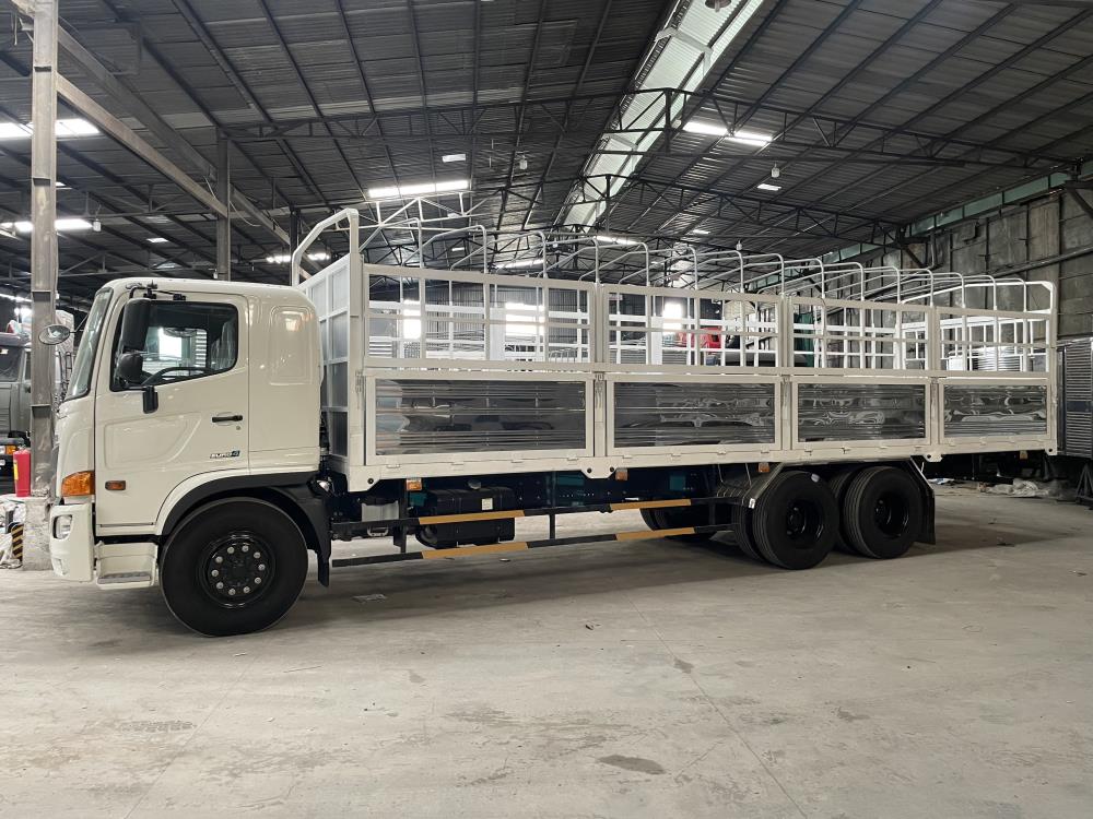 Xe tải Hino 15 tấn được nhiều khách hàng tin tưởng lựa chọn bởi chất lượng vượt trội931359