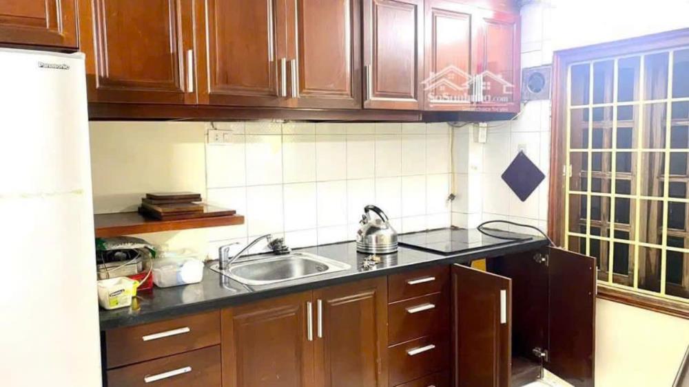 Cho thuê nhà nguyên căng ngõ 226 Lê Duẩn,  26m² x 5 tầng, 3 phòng ngủ, 3 WC, full nội thất, 10 triệu2023668