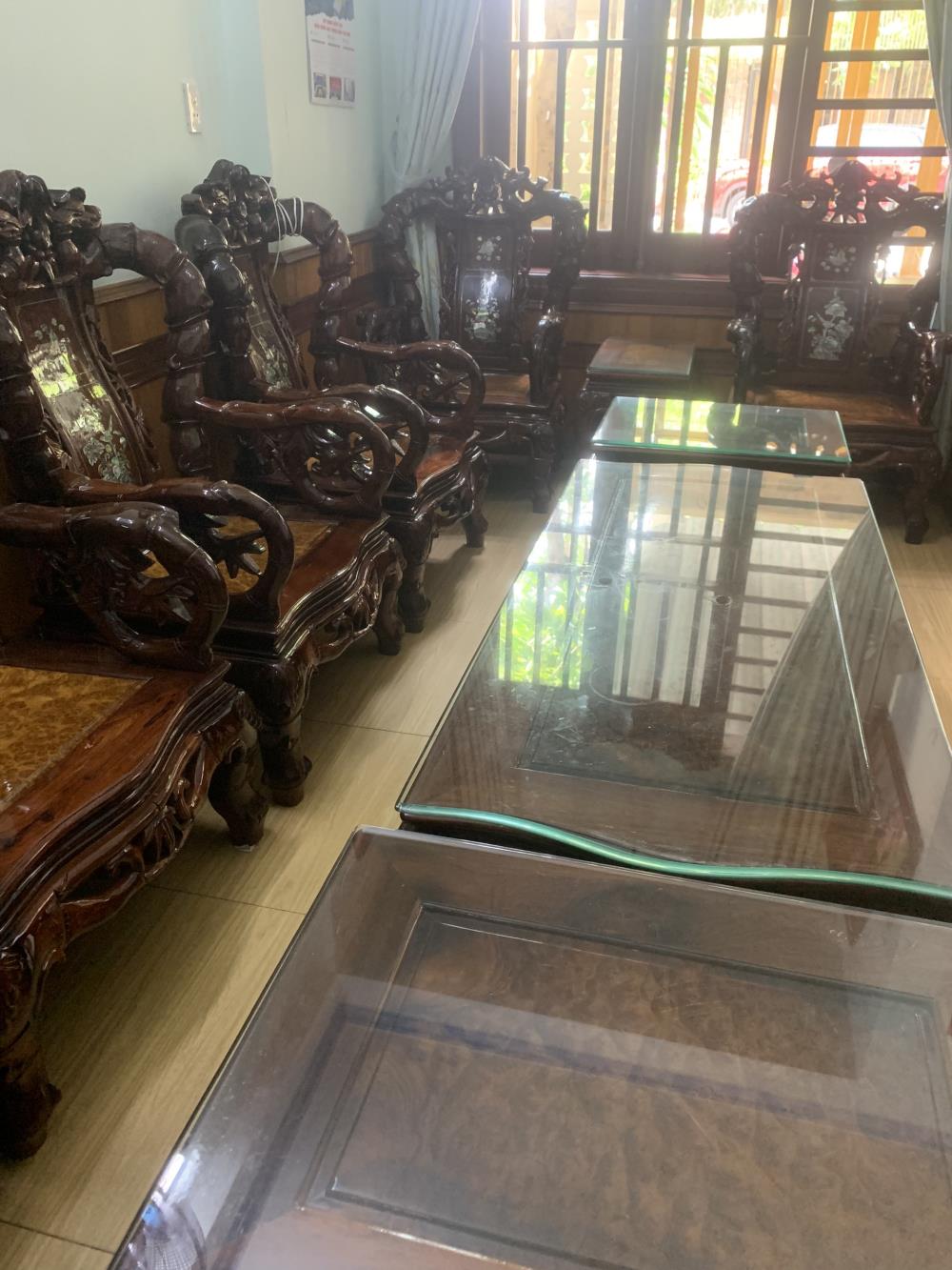 Bán bộ bàn 15 món,gỗ cẩm,mặt nu. giá 180 triệu1365275