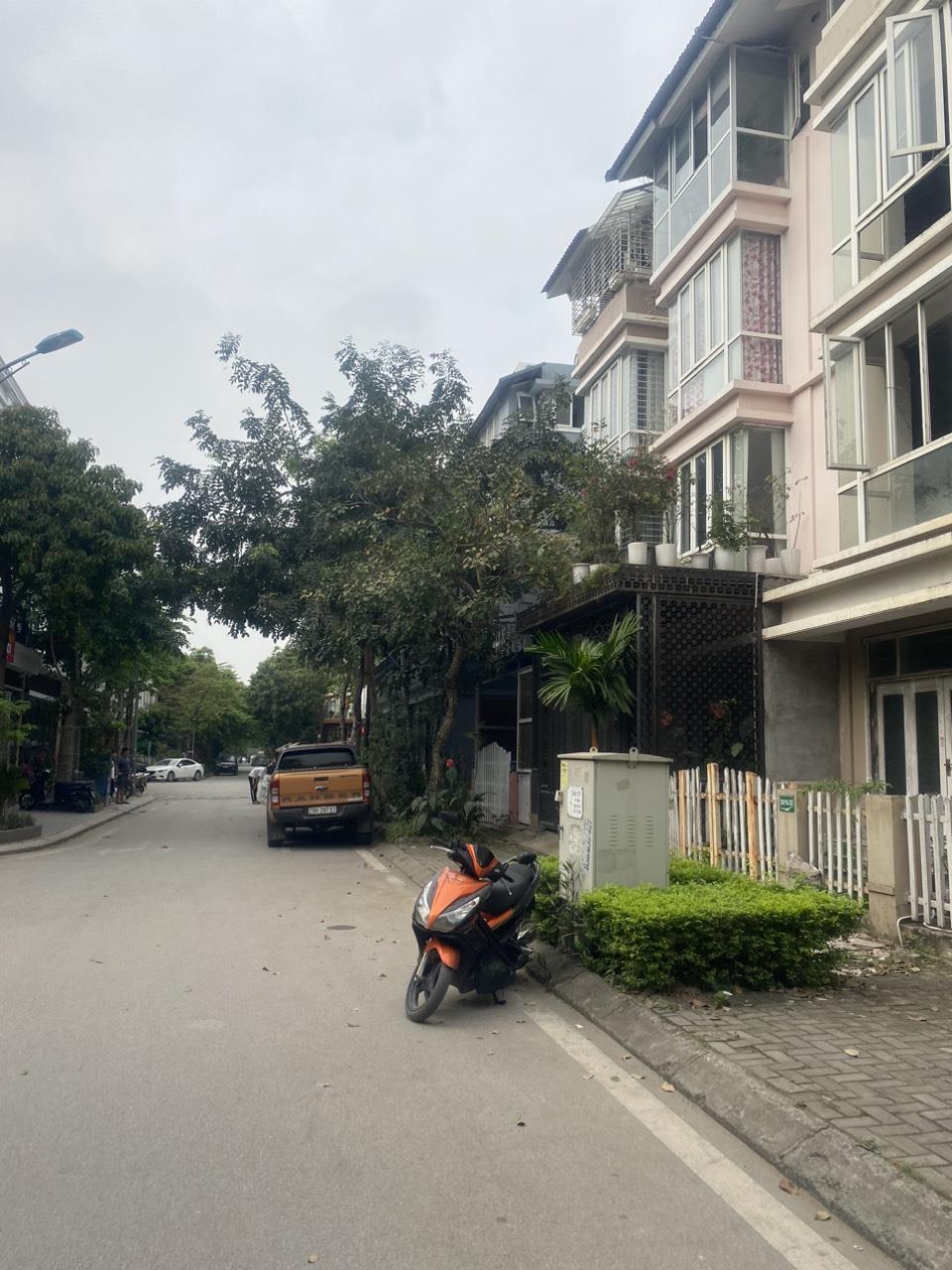 CHO THUÊ VĂN PHÒNG 3 TẦNG DỰ ÁN KHU ĐÔ THỊ XUÂN PHƯƠNG GARDEN, ĐƯỜNG 70, PHƯỜNG XUÂN PHƯƠNG, QUẬN NAM TỪ LIÊM, HÀ NỘI1549516