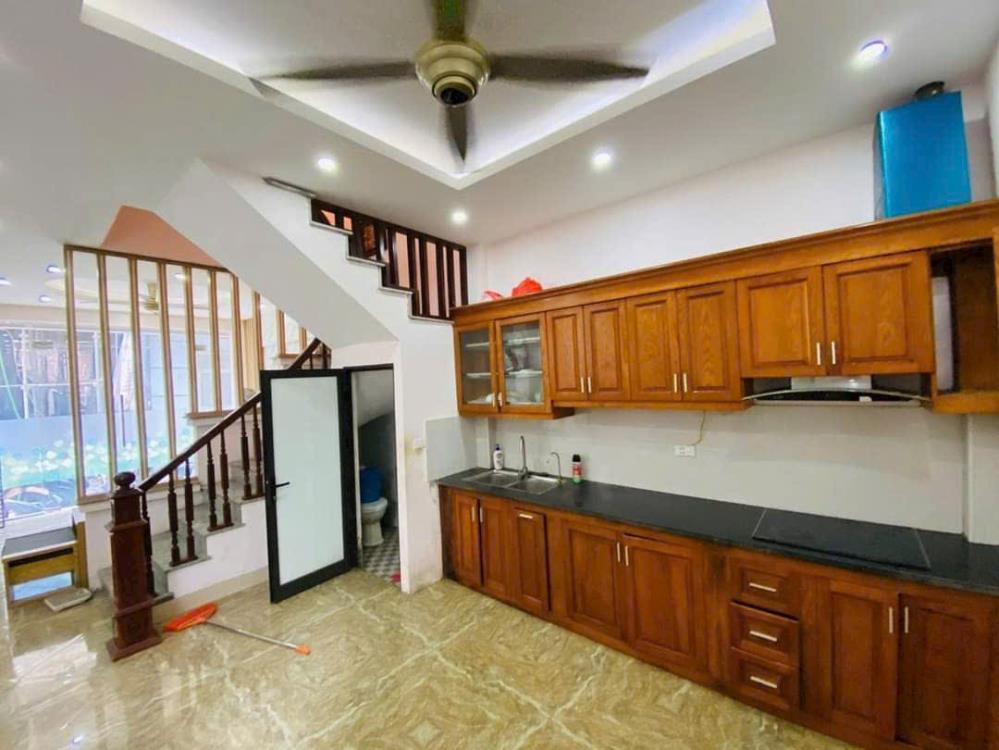 Bán nhà Trần Cung - Bắc Từ Liêm 50m2 lô góc 5 tầng giá gần 8 tỷ1925775