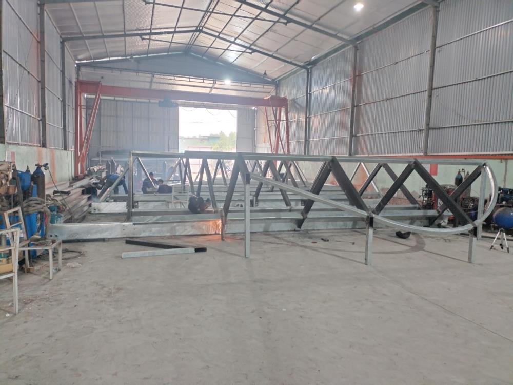 Cho thuê 800m2 nhà xưởng sẵn Cẩu Trục 5 tấn + Văn Phòng tại đường Chùa Trầm, TT Chúc Sơn, Chương Mỹ.1765018