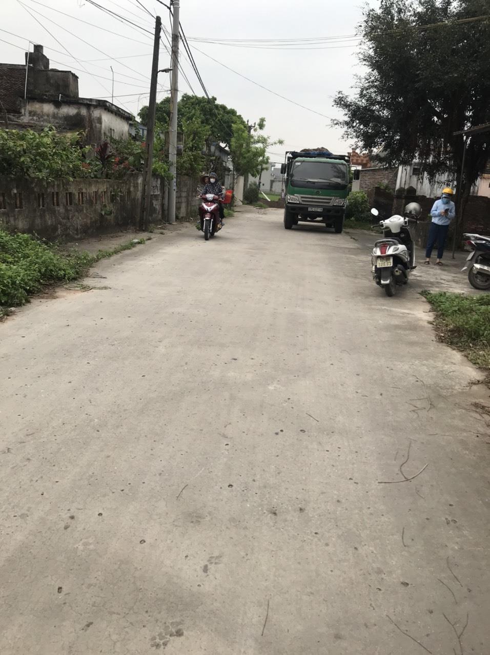 Chính chủ cần tiền bán cắt lỗ lô đất nằm trên trục đường xã Nam Thanh, Tiền Hải.1078262