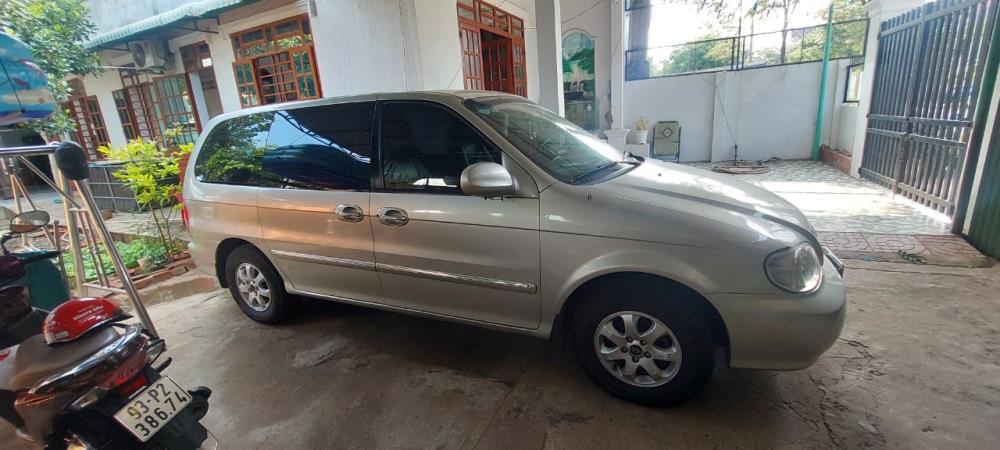 Chính chủ bán xe Kia Carnival sản xuất năm 20071676675