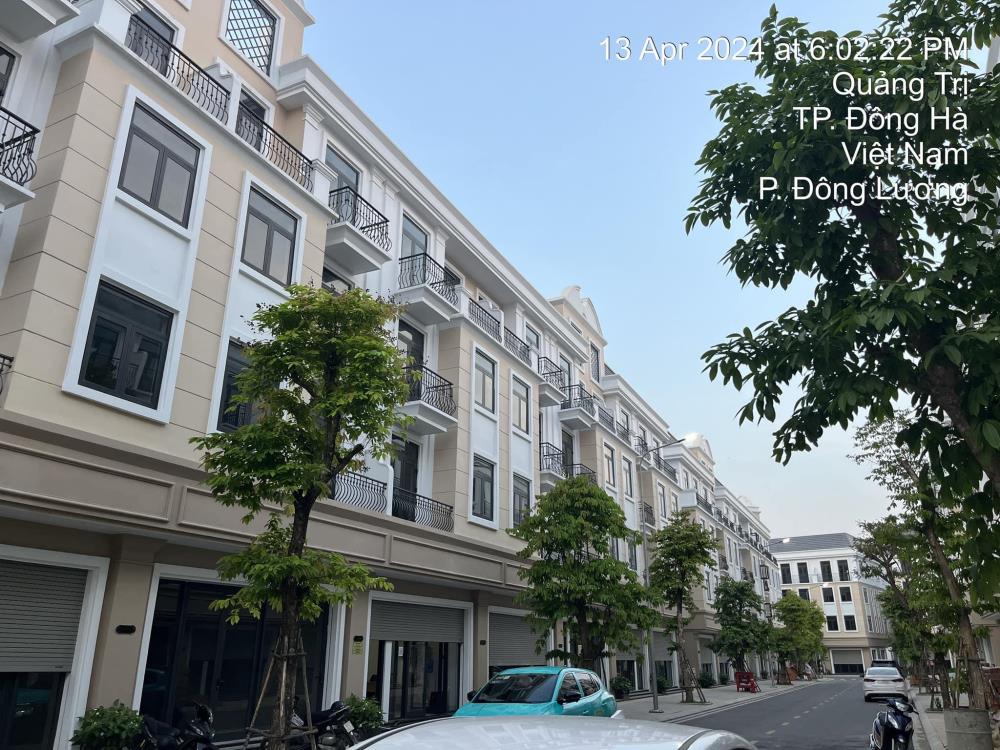 Bán đất đường Hà Huy Tập view Vincom Shophouse Quảng Trị1502108