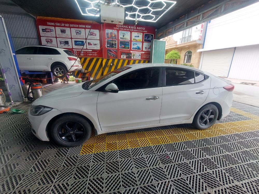 Hyundai Elantra 2017 1.6 MT1695667