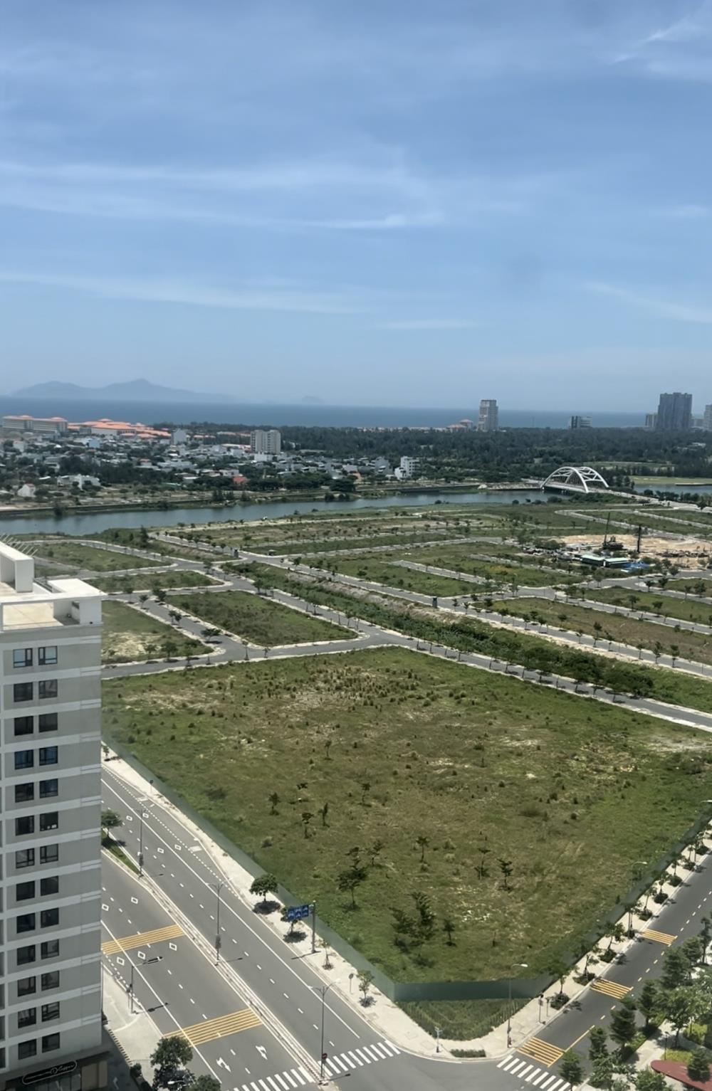 Căn Hộ View Biển Tầng Cao View Quảng Trường Ban Công Hướng Đông FPT Plaza 21803562