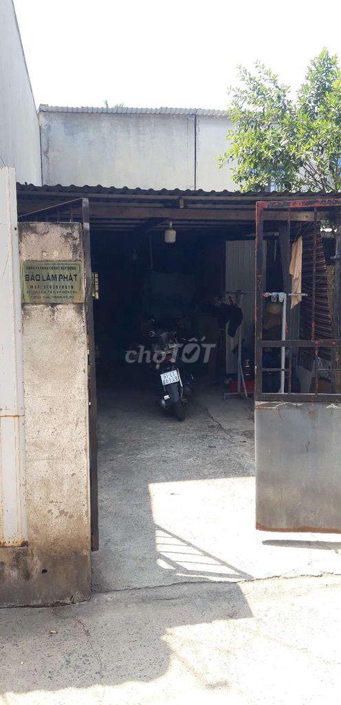 Cho thuê nhà cấp 4 trong hẻm xe hơi ra vô tại Bình Hoà, Thuận An, Bình Dương.1204430