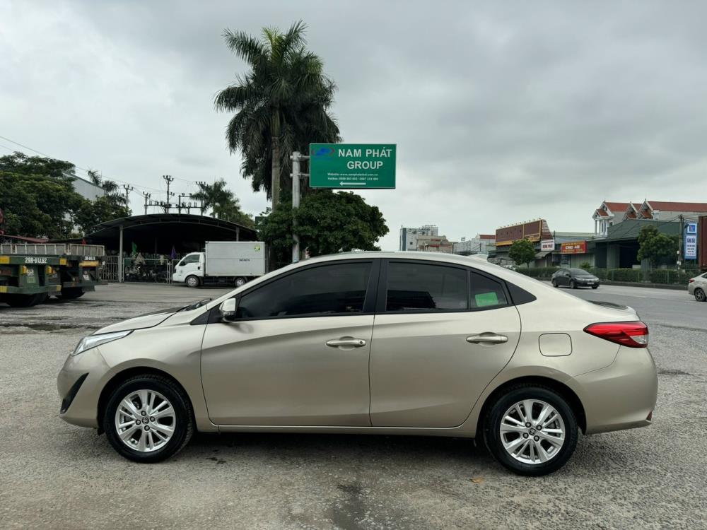 cần bán xe Vios 2020 bản E số sàn . 1743837