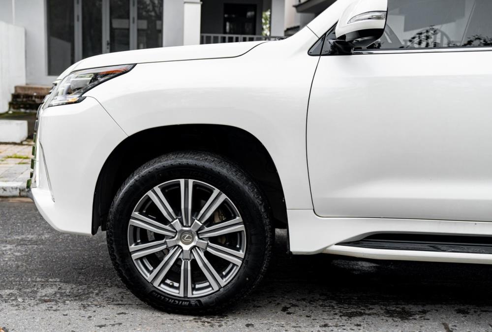 Lexus Lx 570 sản xuất 2015 phom model 2016 bản nhập mỹ full option2053115