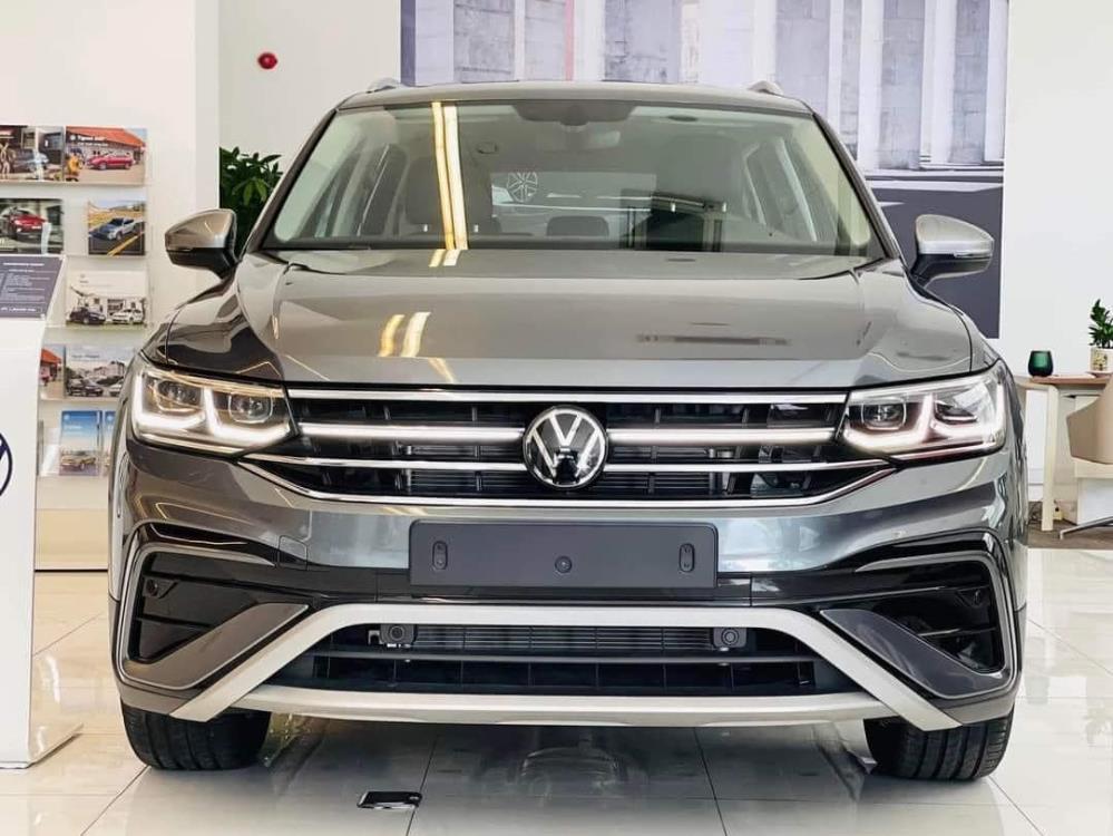Đại lý volkswagen capital bán xe Volkswagen Tiguan suv nhập khẩu mỹ 0359811972374017