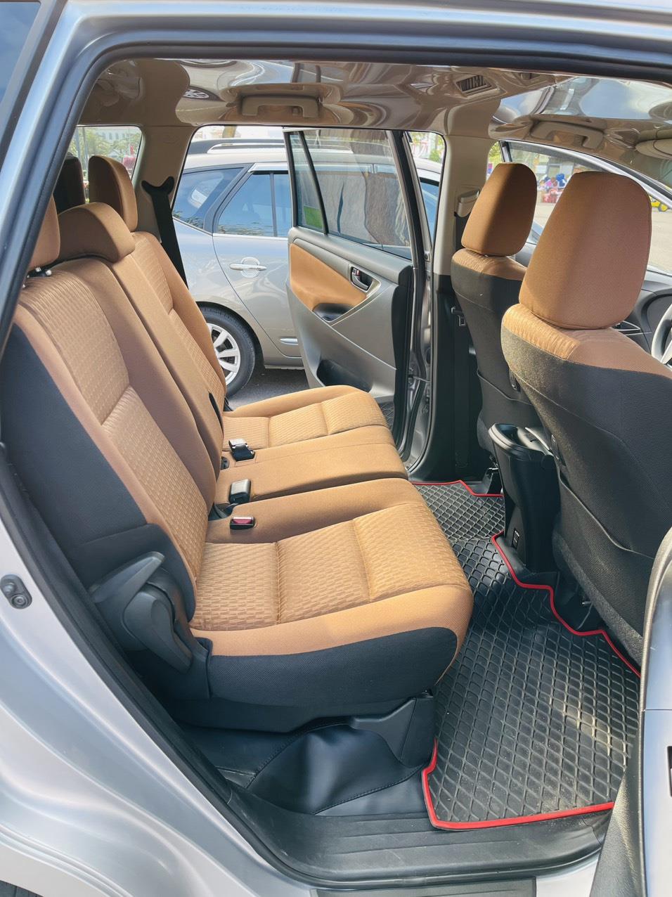 UUsed Car Dealer Trimap đang bán; Toyota Innova E 2.0 sx 2019, đăng ký 2020 một chủ mua mới đầu. 407717
