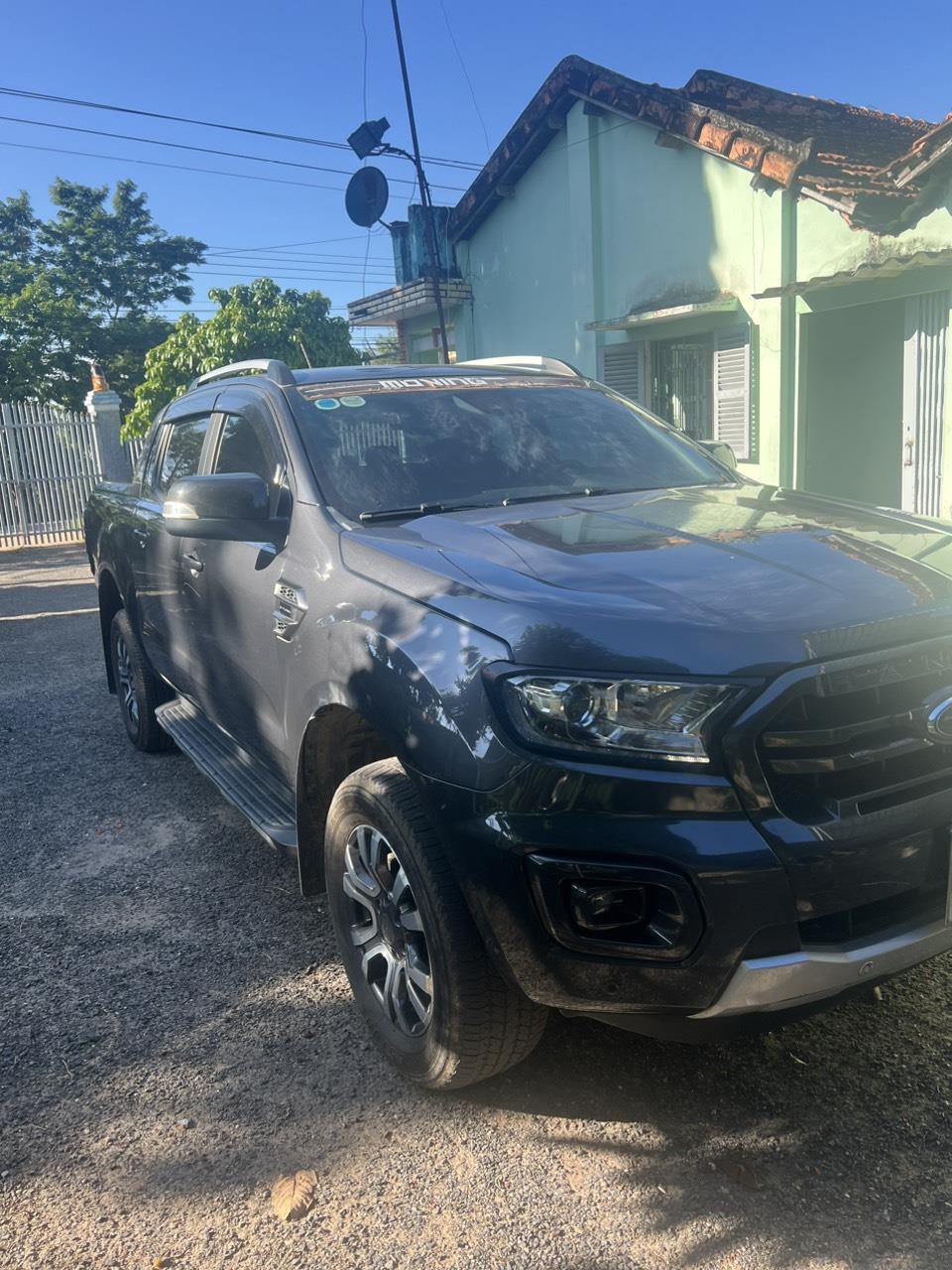 Xe Ford WildTrak 20191803993