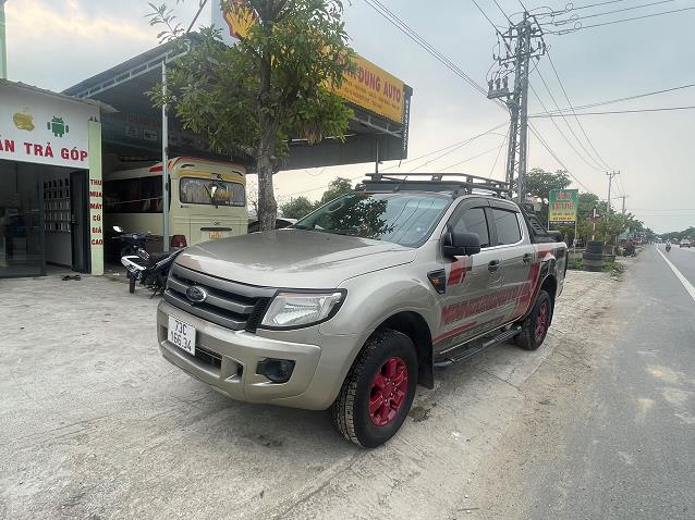 BÁN NHANH Ford ranger 2013 số tự động máy dầu. 1647097