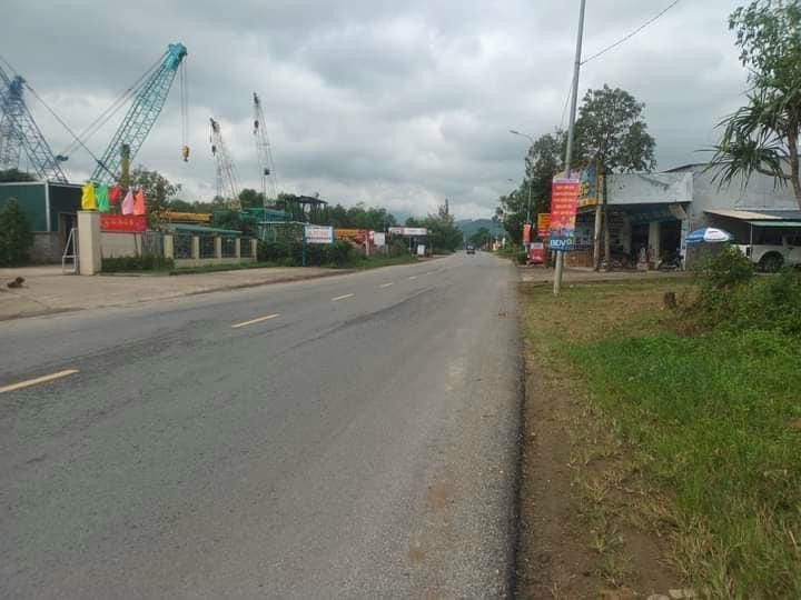 Cần chuyển nhượng 2ha đất công nghiệp tại phân khu kinh tế Dung quất , Bình Chánh , Bình Sơn , Quảng Ngãi1310994