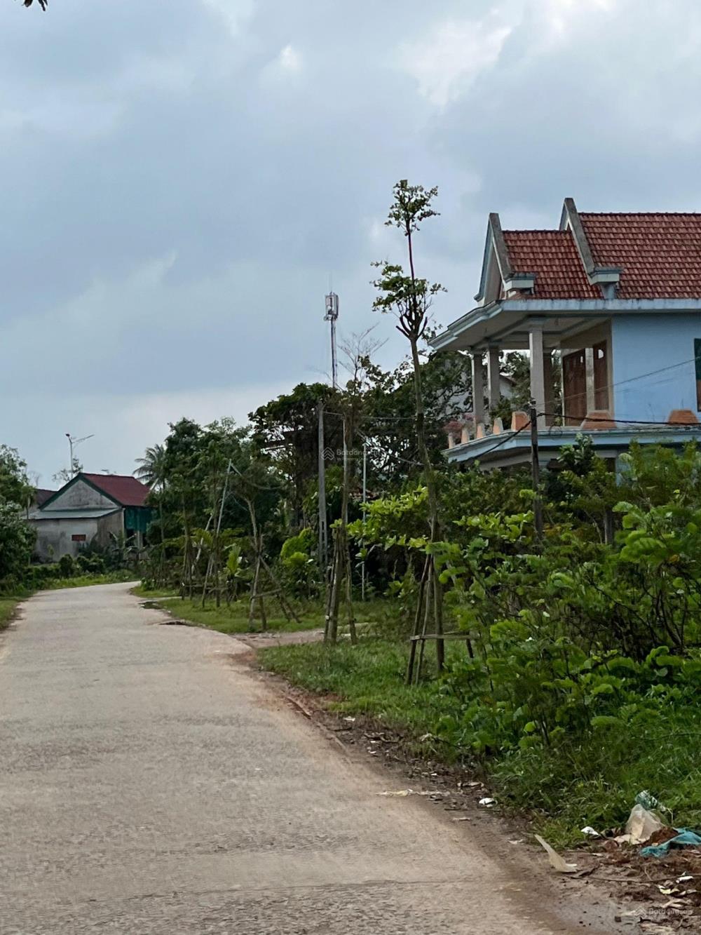 Bán đất DT 200m2 (8x25) Xã Lộc Sơn, Huyện Phú Lộc,Thừa Thiên Huế cách sân bay Phú Bài 5km1382296