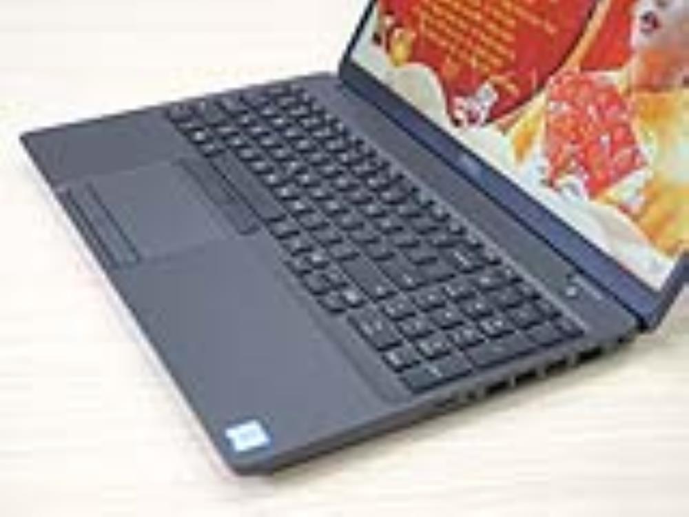 Dell Latitude E5501 Core i7-9750H Ram 16GB SSD 256GB VGA rời MX150 15.6 Inch FHD Cảm Ứng1136157